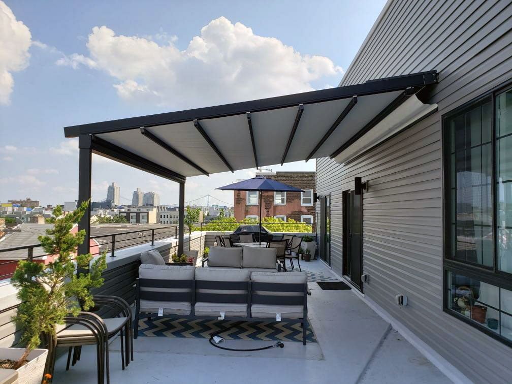 Retractable-Awning-Philly-Penthouse-3
